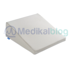 Yetişkin Reflü Yastığı Sünger 65*60*24 cm Çantalı